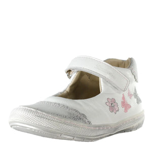 Szamos Kid Girl Dress Shoes In White With Silver Glitter And Butterflies And Velcro Strap - Made In Europe - shoekid.ca